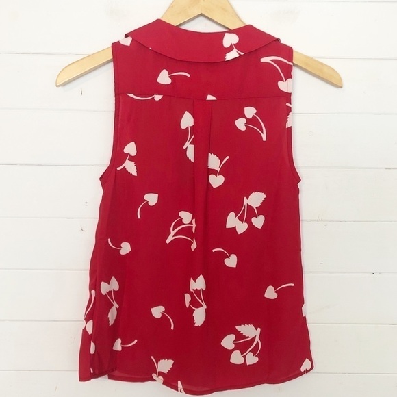 ModCloth Unrivaled Enjoyment Sleeveless Top Cherry Heart - Picture 4 of 6